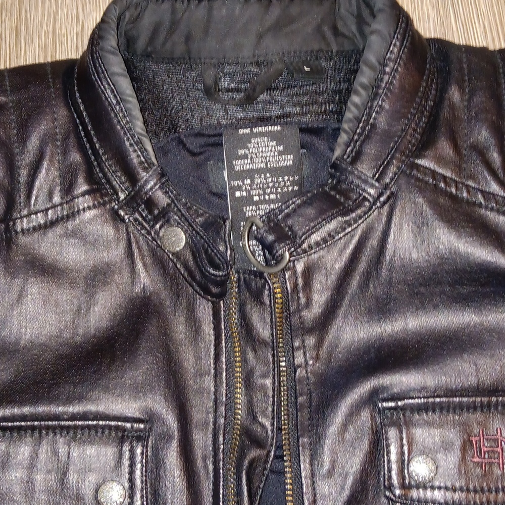 Leather Jacket - Picture 6 of 9